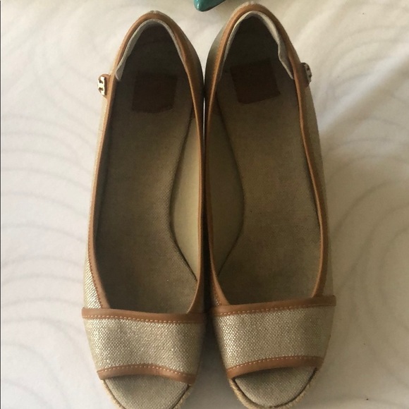 Tory Burch Summer Wedge - Picture 1 of 4